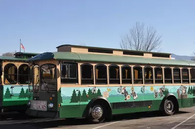 pigeon-forge-trolleys